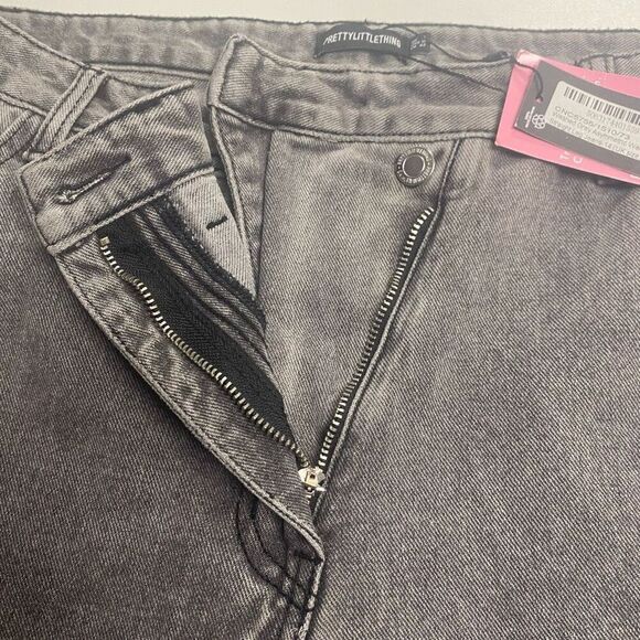 PRETTY LITTLE THING Women’s Gray Asymmetrical Waistband Straight Jeans Gray Size - Picture 11 of 11
